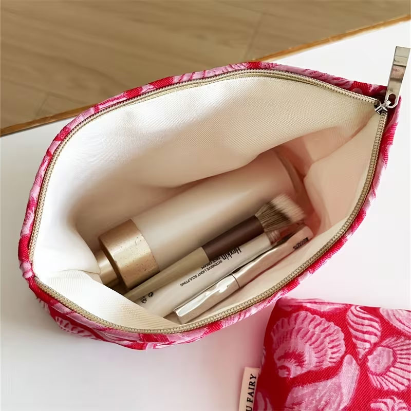 Vintage'owa mała kosmetyczka d – Skincare D'Alba recenzja i cena